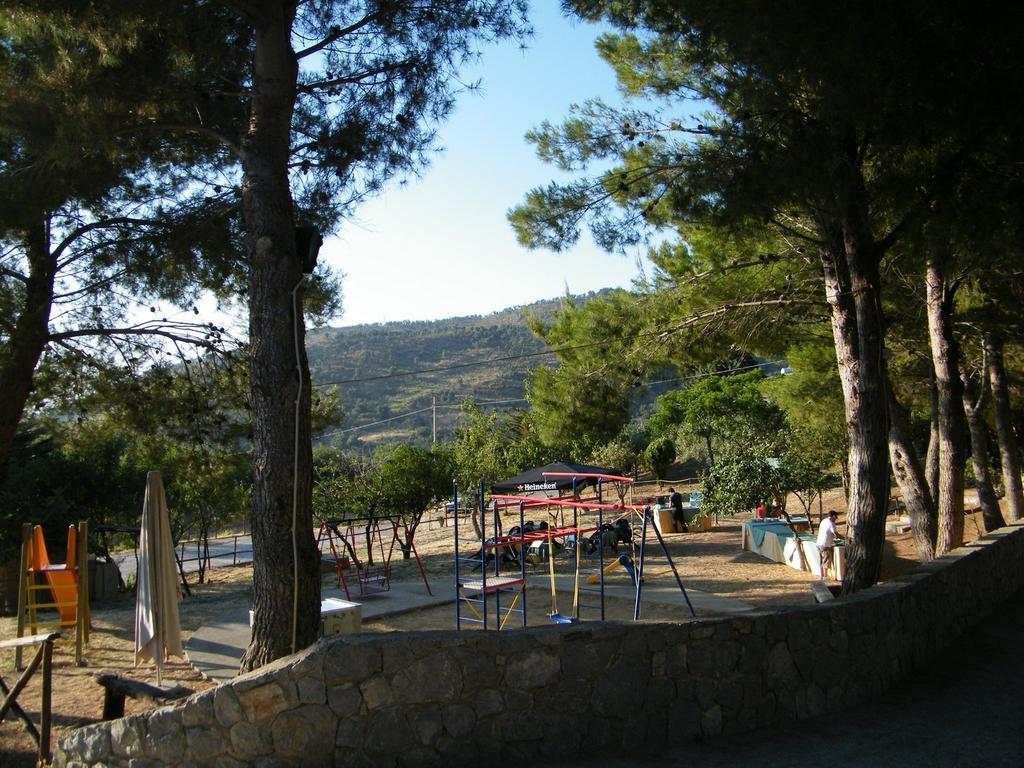 Vila Casale Drinzi Collesano Exteriér fotografie